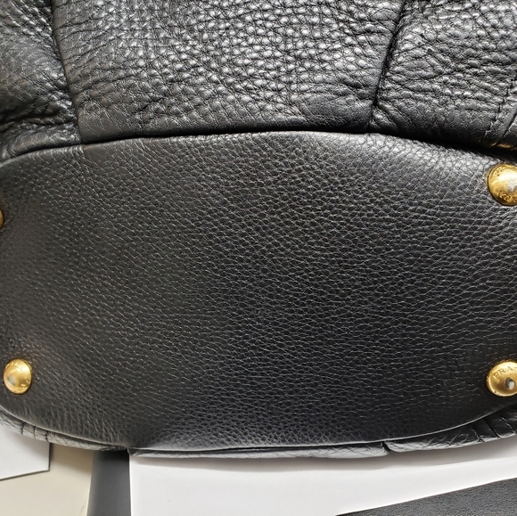 PRADA - Picture 8 of 8